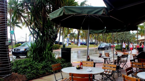 news cafe south beach miami @sssourabh