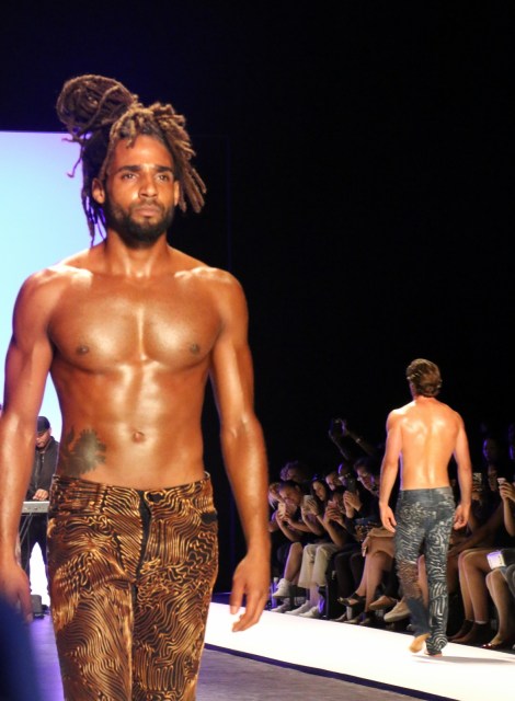 johny dar jeans for refugees new york nyfw ss17 @sssourabh