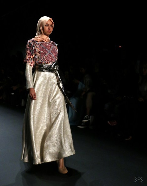 Anniesa Hasibuan nyfw new york fashion week hijab fashion runway womenswear SS17 @sssourabh