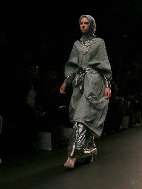 Anniesa Hasibuan nyfw new york fashion week hijab fashion runway womenswear SS17 @sssourabh