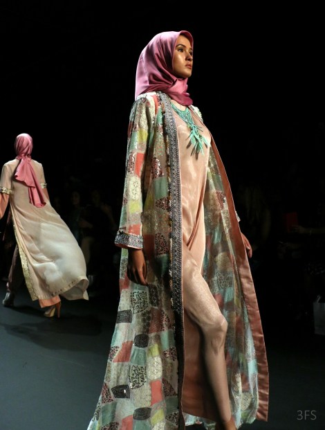 Anniesa Hasibuan nyfw new york fashion week hijab fashion runway womenswear SS17 @sssourabh