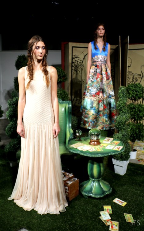 alice and olivia nyfw new york fashion week womenswear alice in wonderland @sssourabh