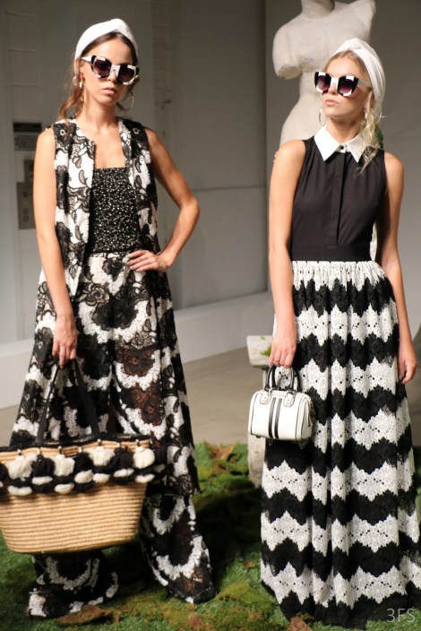 alice and olivia nyfw new york fashion week womenswear alice in wonderland @sssourabh