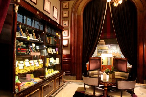 st regis hotel new york king cole bar bloody mary history luxury @sssourabh