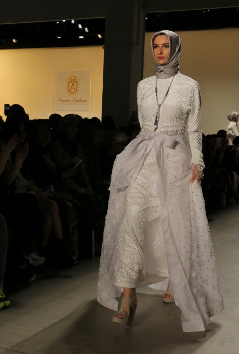 anniesa hasibuan hijab new york fashion week nyfw fw17 @sssourabh