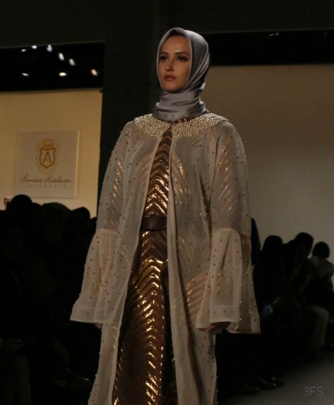 anniesa hasibuan hijab new york fashion week nyfw fw17 @sssourabh