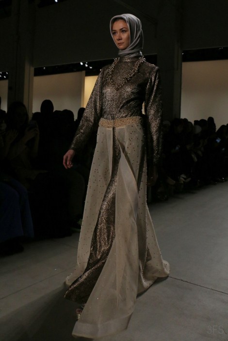 anniesa hasibuan hijab new york fashion week nyfw fw17 @sssourabh