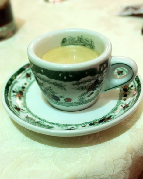 naples grancafe gambrius cafe gelato foodreview foodcritic travel nightlife italy napoli love streetoflove @sssourabh