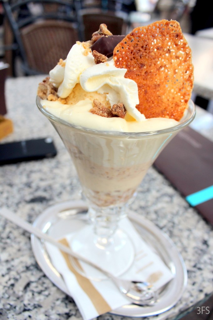 gerbeaud budapest foodcritic foodreview food restaurant hungary desserts @sssourabh